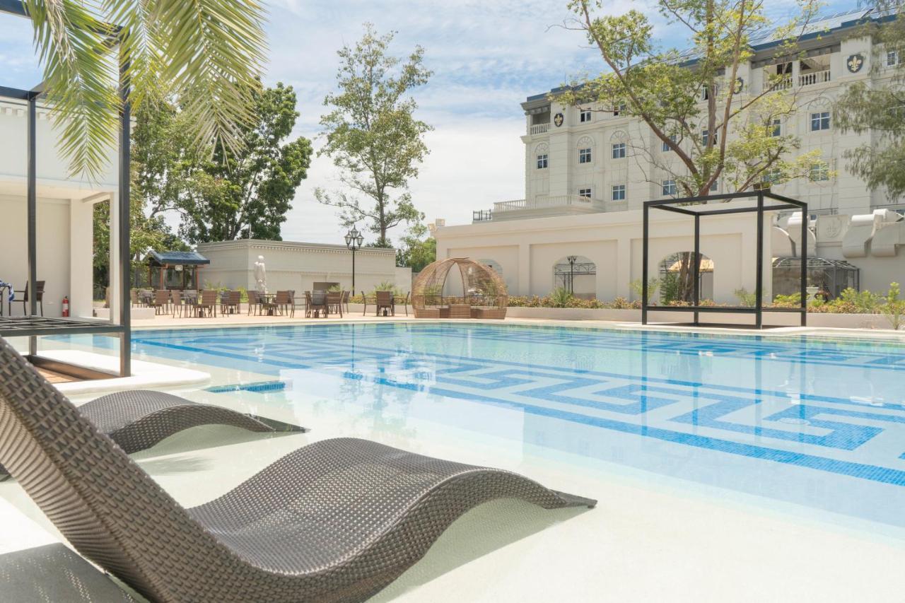 The Monarch Hotel Calasiao Dış mekan fotoğraf